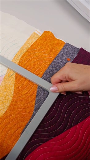 These magnetic hoops are a total game-changer for embroidery! 鱗✨ If...