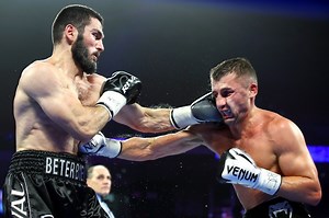 Photos: Beterbiev Breaks Down, Stops Gvozdyk To Unify Titles