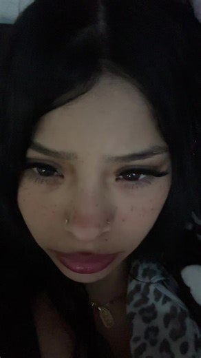 Liz💸🎀 (@10stqr)’s video of dark red hair