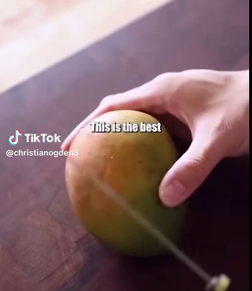 This is the best way to cut a mango🥭 | mango