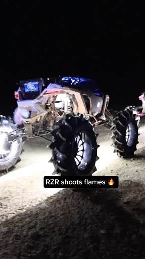 Never seen this before 🔥😳 #rzr #mudding