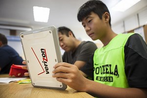 Free Tablets Delivered to Maui Intermediate Students | Maui Now