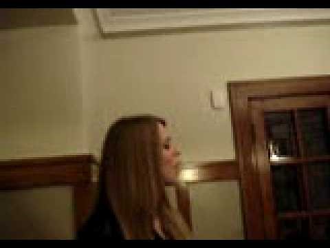 Hot chicks talk about pooping