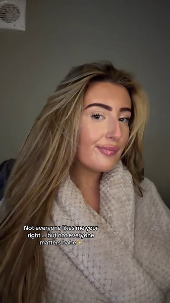 lexi_shearman_ (@lexi_shearman_)’s videos with She Knows - Ne-Yo