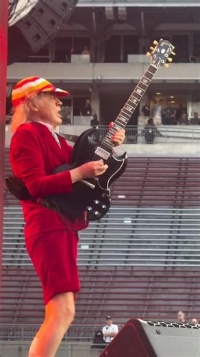 AC/DC unleash If You Want Blood as Columbus erupts! ⚡ #ACDC #IfYouWantBlood #columbus