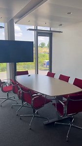 So gestalten wir die Energie der Zukunft Unsere innovativen Technologien sind die Antwort auf den wachsenden Bedarf an nachhaltiger und zuverlässiger Energieversorgung rund um den Globus. Werft einen Blick in die Produktion für große Solar- und Speicher-Wechselrichtersysteme und erfahrt, wie wir die erneuerbare Energieversorgung weltweit voranbringen. Freut euch auf mehr Lösungen für die Energiezukunft in der #GIGAWATTFACTORY | SMA Solar Technology