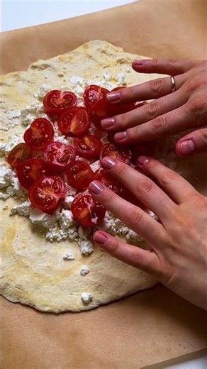 🍅 Savory Cottage Cheese Galette #galette #easyrecipe# baking #dinnerideas #heathyrecipes