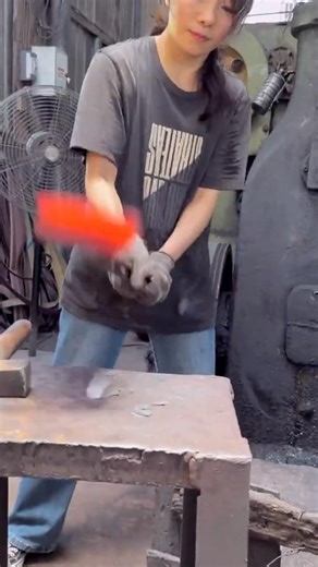 Blacksmith Xi Shi's Forging Craft