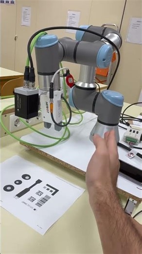 Práctica SensoPart cámara vision con sensor fotoeléctrico