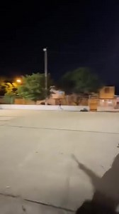 18K views · 960 reactions | Una abuela explosiva, la película. Esta tierna abuela se canso de la tradicional chancleta para corregir a sus nietos e implemento la pirotecnia de forma más efectiva En video quedo registrado como una mujer de avanzada edad va a buscar a su nieto a una cancha de fútbol de barrio, al recibir una negativa por parte del joven al no querer ir a casa la abuela prende unos voladores y les termina el juego de inmediato. | Canal Cuatro | Facebook