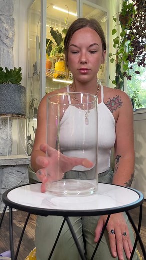 Share this video with a plant lover! 🌿 I saw this hack awhile back and this is the second time I’ve tried this method. It worked so well so I had to share with you guys. It REALLY comes in handy for Alocasia! It is important to use a super chunky soil mix. This will help aerate the soil giving the roots room to breathe. Pro tip: Head to a goodwill to find your glass vessels. They usually a have a large selection for super cheap. I got this one for $1.50! 😌 #planthacks #houseplants #plantsoftik