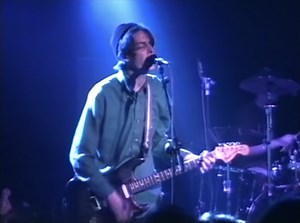 15 classic '90s indie rock & shoegaze concert videos to watch right now