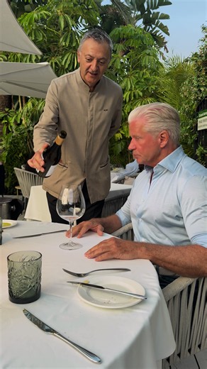 Alba Marbella Nightlife: Albamarbella Red & Dries Roelvink