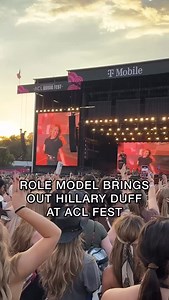 LIVE FROM ACL FEST: @rolemodel brings out @hilaryduff as Sally 😍 #hilaryduff #rolemodel #sally #aclfest | KGSR HD2