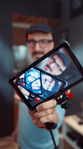 ᎪᏒᎬᎬSᏃ GᎪNᎠHI STUDⵊOS | An OLED screen monitor as never seen before. The @desview OL7 7 inch OLED monitor for your shoots. | Instagram