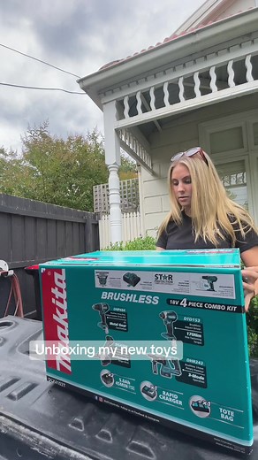 Makita Girl: Unboxing New Tools for Electrician Work
