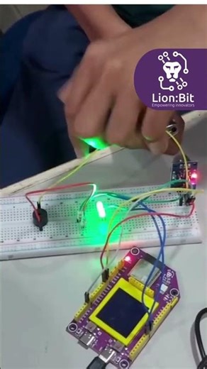 🚨 Smart Gas Leak Detector with LionBit! 🔥🤖