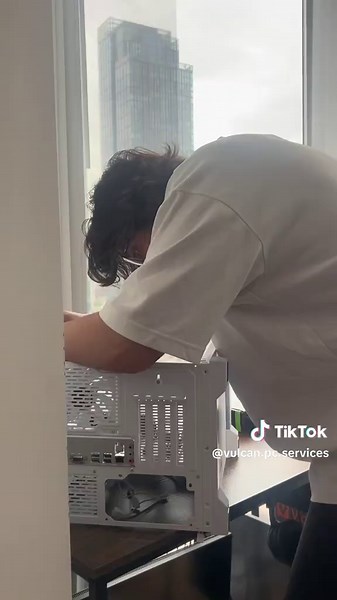 At Vulcan, we build custom PCs tailored specifically to your needs. Want to see the magic happen? You’re welcome to watch us build your PC—completely free, with no extra cost. . . . . . . . #pc #pcgaming #techtok #manchester #fyp #foruyou #foryoupage❤️❤️ #viralvideos #viralditiktok #computer #gametok #gamerentiktok #highendpc #london #gamingontiktok #gamingsetup #gamingvideos #setup #setupgaming #livebuild