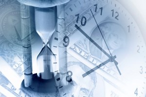 Closed-End Funds Basics - How It Works, Pros & Cons