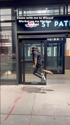 Harry Potter’s Nimbus 2000 Broom works! #harrypotter #jet2holiday #quidditch