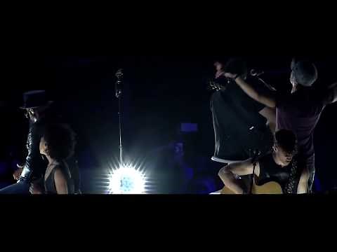 Enrique Iglesias - El Perdedor LIVE HD