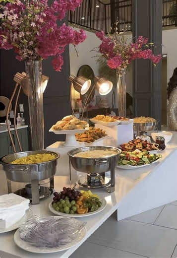 This post right here is dear to my heart! The birthday girl is a breast cancer survivor and she’s doing her thing! People sometimes take life for granted and think the things that they’re going through is so major but she’s a prime example of life is still lifing!! Our phone conversations were so inspiring to me. We were so engaged that we totally forgot that we were planning her birthday celebration!!! She’s a beautiful soul inside and out!! 💕💕Happy Birthday Sunshine!! @triplem_fit_4u Caterin