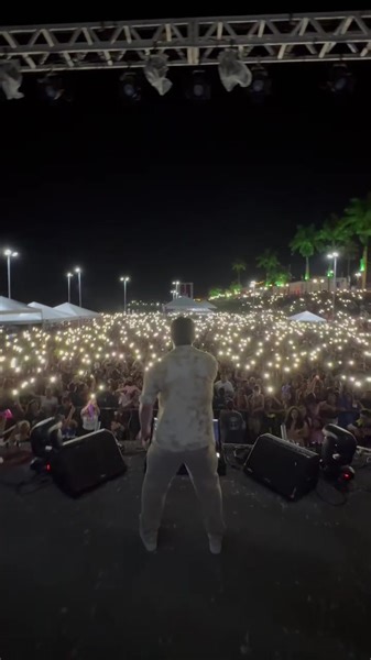 Quem benção irmão @matheusfernandes_mf ❤️ Em direção ao mundo Sucesso papai 👏🏽👏🏽👏🏽👏🏽👏🏽👏🏽👏🏽👏🏽👏🏽👏🏽 🇦🇴🇧🇷 🇵🇹 Deus no comando 🙏 | Matias Damásio