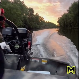 Mud-Skipper 420cc long tail mud motor mounted to this 1448 Crestliner pushes nicely upstream, even with 2 people - thanks to @robbyhen_ & @matthewhen_ 👍 #mudskippermotors #mudskippermudmotors #longtailmotor #longtailmudmotor #skinnywater #duckhunter #duckhunting #waterfowlhunting #waterfowler #smallengine #tinyboat #aluminumboats #jonboat #duckboat #fishing #flatbottomboat #fishingboats #mudmotors #mudboats #lowcountry #smallengine #outboardalternative #outdoorsmen #makingtheoutdoorsaffordable 