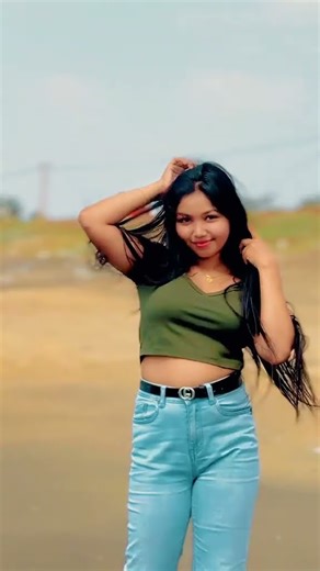 සුදු ගවුමේ ඇයි 😍💖 #love#musicclip#srilanka#unfrezzmyaccount #colonelkkjϟ#colonelkkjϟ#musicvideo#song