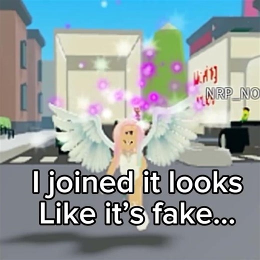 SCARY LARRY IS BACK😱! #roblox #robloxedit #robloxshorts