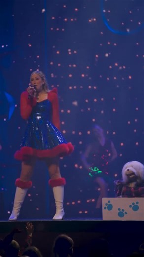 Vandaag zijn het de laatste Kerstshows, maar als er één ding is dat we willen wensen voor 2026 is het dit. ✌️🕊️🎄 | Samson & Marie