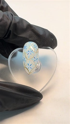 Golden and blue pattern nail design 💛🩵 #nailinspo #nailtutorial #nailtech #nailart #presson