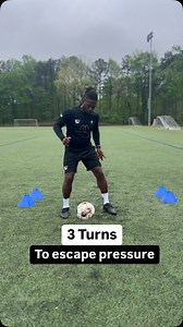 3 Turns you can use to escape pressure - Pro tip: making your 1st touch ‘stay’ will draw the defender toward you, leaving you more time & space to move into 🧠 | 90 Training