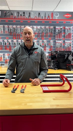 Q: What’s the difference between the Cobra and the Alligator Pliers? We explain a few differences between the two but it really comes down to personal preference. 🧰 | Knipex