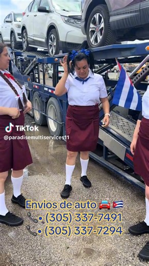 Cómo está el Patio? Mientras en Cuba hay más de 1000 Presos Políticos , el cubano está sobre viviendo , la represión aumenta , niños acusados y encarcelados por la Dictadura Castrista , en Hialeah Miami vemos este espectáculo denigrante promocionando carros para enviar a Cuba . Vestidos de pionero comunistas cubanos viviendo en Libertad . @darielfernandez @cossiom @MarioJPenton @MarioDB @RepCarlos