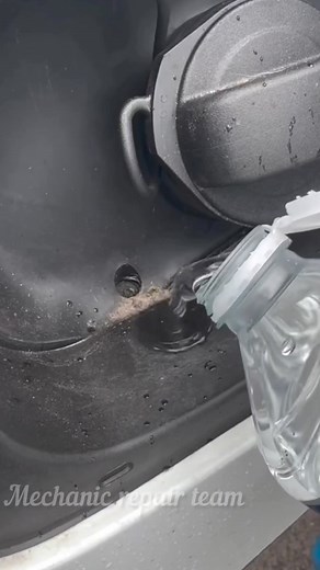 Water stuck in fuel fill area?😀😃 | Mechanic Repair Team