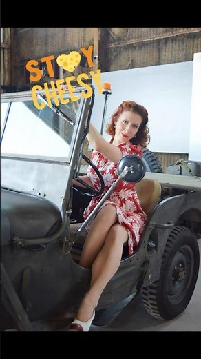 Cheesecake photos! #1940s #1940sfashion #history #cheesecake