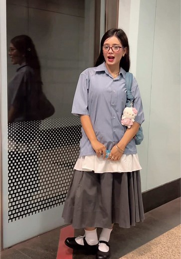 Urge to change my entire aesthetic & style☕️