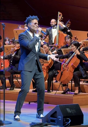 Experience Opera Like Pavarotti at Disney Concert Hall