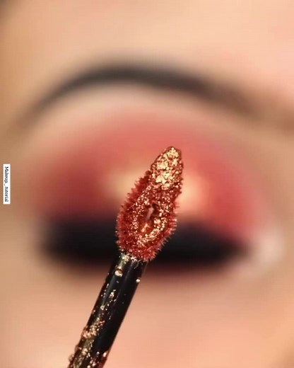 Orange eyemakeup | tutorial | step by step | #peach #eyemakeup #tutorial #orange #eyeshadow #palette #eyeliner #post #viral #fyppppppppp #foryoupage #vedio #fypシ゚viral #explorepage #explore #exploremore #fyp