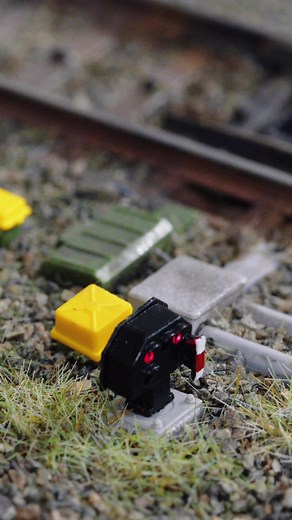 New Video: YouTube.com/ModellbahnJunge #modellbahn #modellbahn_h0 #modellok #modelrailroad #modelrailway #modelleisenbahn #modellbau #modelleisenbahnh0 #modelrail #modellbahnwelt #modelrailways