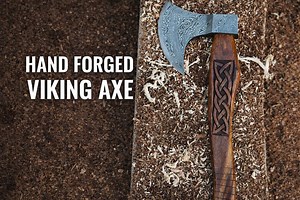 Hachette Viking forgée à la main | Hache en acier damas | Manche en bois sculpté celtique | Cadeau hache personnalisé | Outil Bushcraft - Etsy France