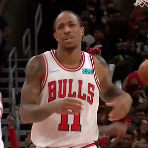 590K views · 10K reactions | Eastern Conference Player of the Week DeMar DeRozan led the Chicago Bulls to 3-0 while averaging 30.3 PTS, 5.7 REB and 4.0 AST during Week 7! 拾️ The Bulls host the Nuggets tonight at 8pm/et on NBA League Pass ➡️ https://app.link.nba.com/e/nba-league-pass | NBA | Facebook