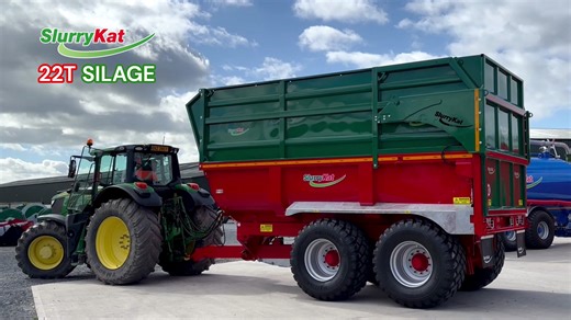 SlurryKat Silage Trailers are built strong to handle heavy loads with ease 💪 Their lightweight body and fast-tipping design lets you move more, faster — up to 65% quicker than standard trailers. Reliable, efficient, and made for tough farm work 🌱 #SlurryKat #Trailers #BuiltToLast #ManufacturerOfTheYear | SlurryKat