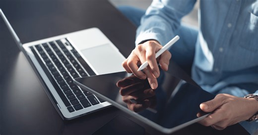 Perks, starting salary, and more: A beginner's guide to becoming a virtual assistant