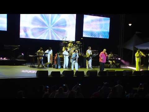 ERNIE SMITH & PLUTO SHERVINGTON LIVE