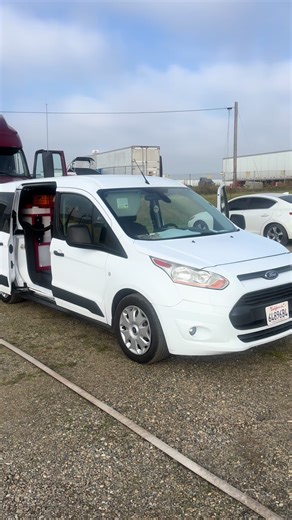 Semi-truck interior refresh 🚛✨ Deep cleaning for drivers who live on the road. Clean cabin = better focus, comfort, and vibes on every mile 👌 Mobile service — we come to you. #truckdetail #semidetailing #mobiledetailing #truckdriverlife
