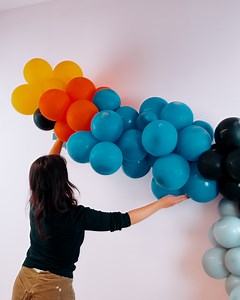 34K views · 51 reactions | The easy balloon hack you'll love trying ❤️ | Make-Up & Hair Tutorials | Facebook