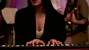 Free stock video - Friends playing together