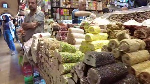 📍 Spice Bazaar Walking Tour, Istanbul Spice Bazaar, built in 1664, is one of the most colorful bazaars of Istanbul that offers numberless spices, Turkish delights, caviar, dried nuts, and more. | See You in Türkiye